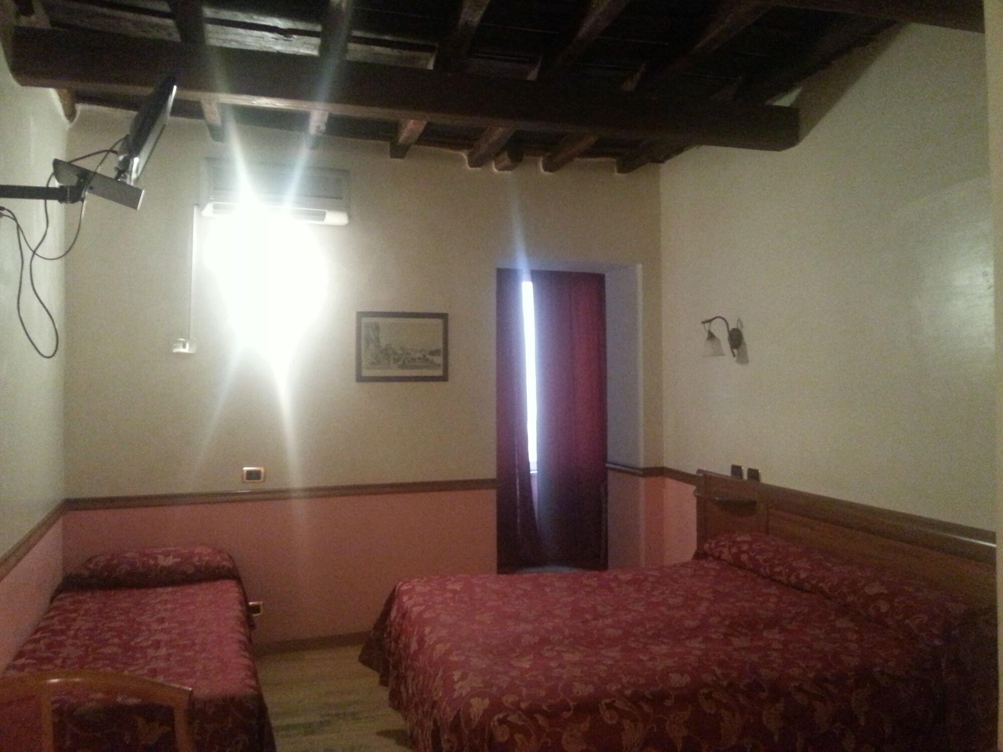 Hotel Santa Prassede Rom Exteriör bild