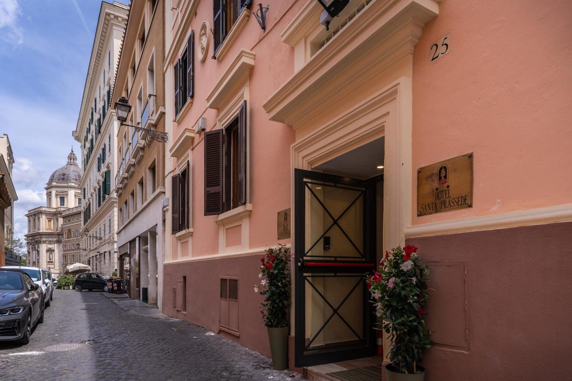 Hotel Santa Prassede Rom Exteriör bild
